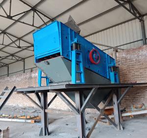 振動(dòng)篩客戶(hù)現(xiàn)場(chǎng) 